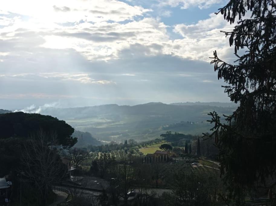 Splendido Ampio Appartamento A Montepulciano Stazione 外观 照片